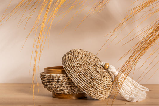 Small round box with beads