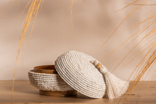 Small round box with beads