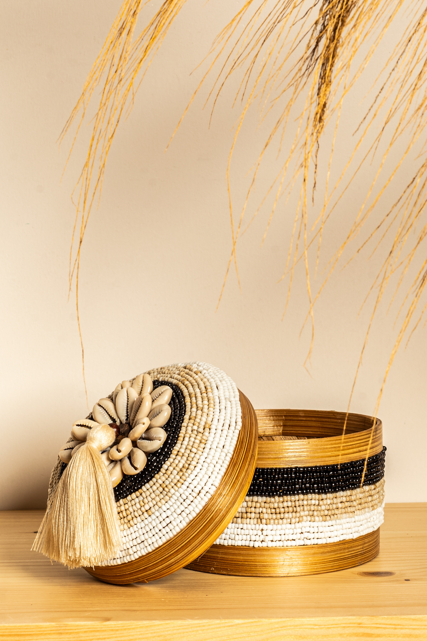 Box made of bamboo, beads and shells