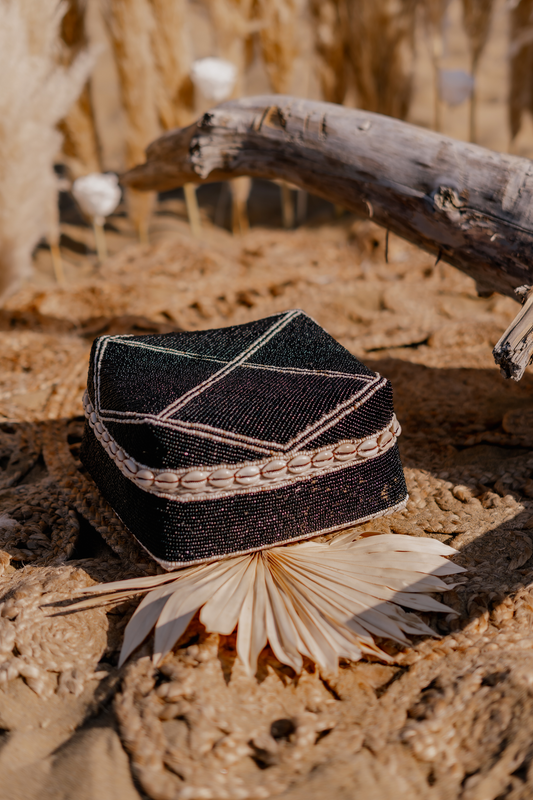 Box made of bamboo, beads and shells