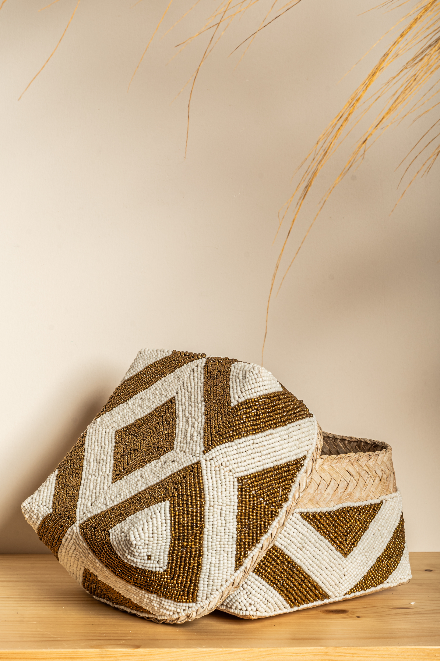 Box made of bamboo, beads and shells