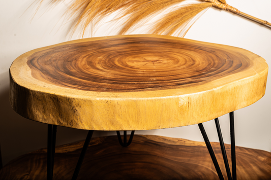 Low table in Suar wood