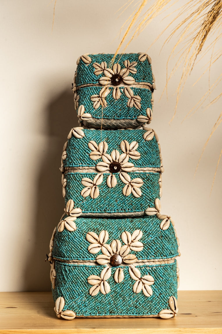 Box made of bamboo, beads and shells