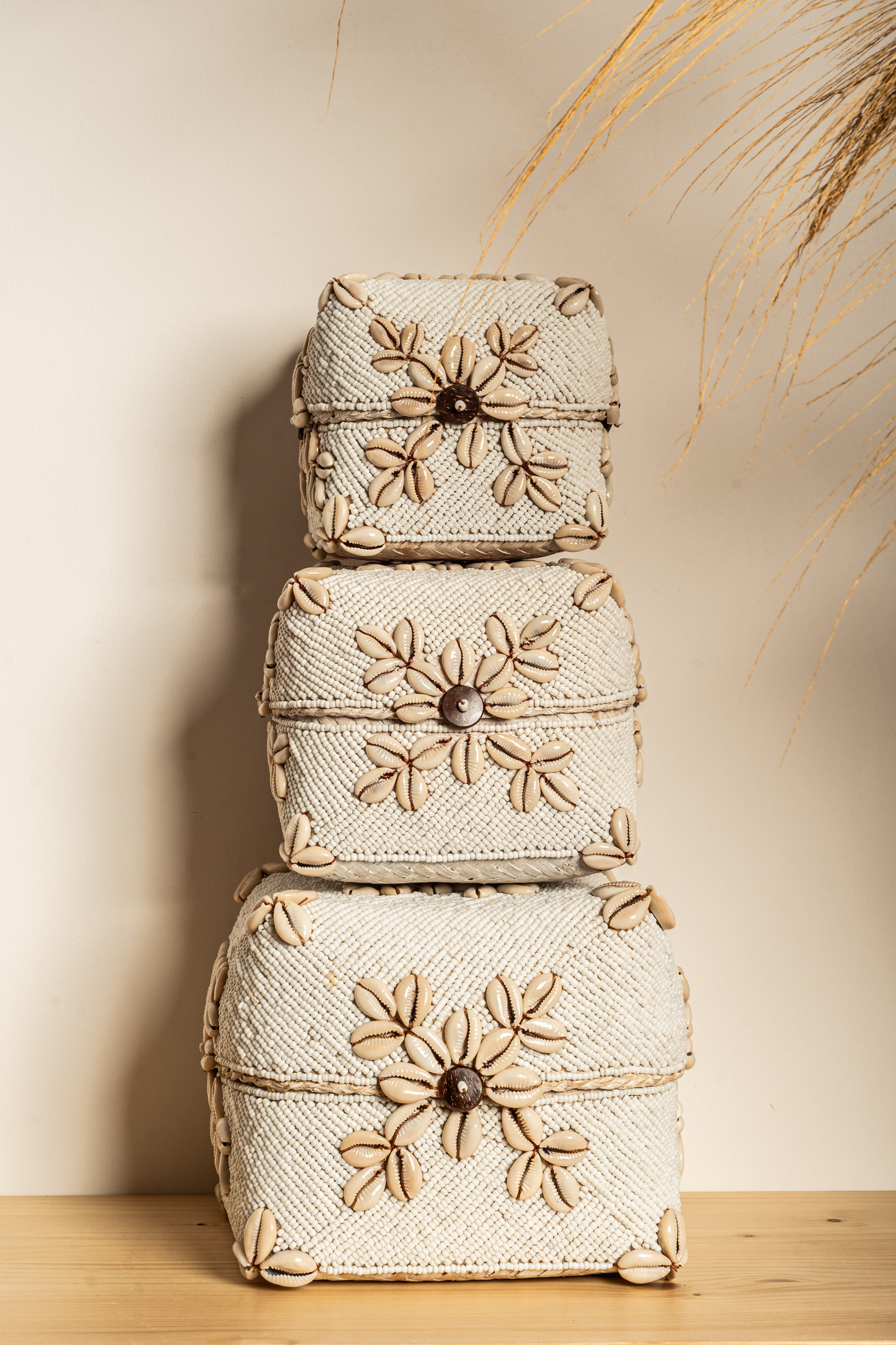 Box made of bamboo, beads and shells