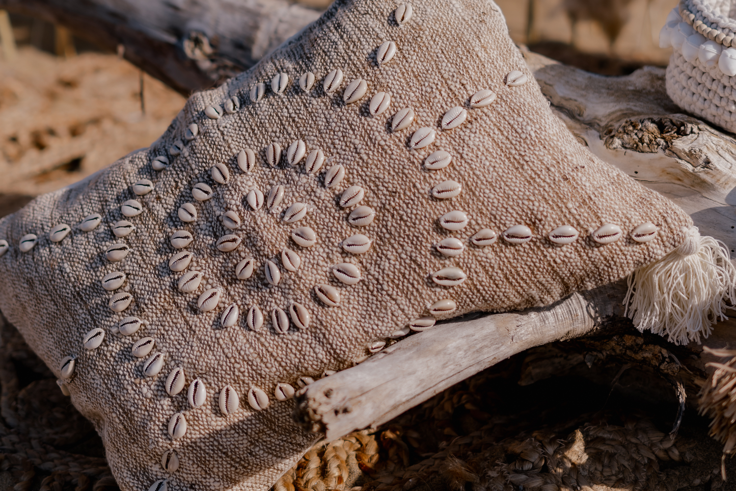 Cushion cover in natural linen and cotton