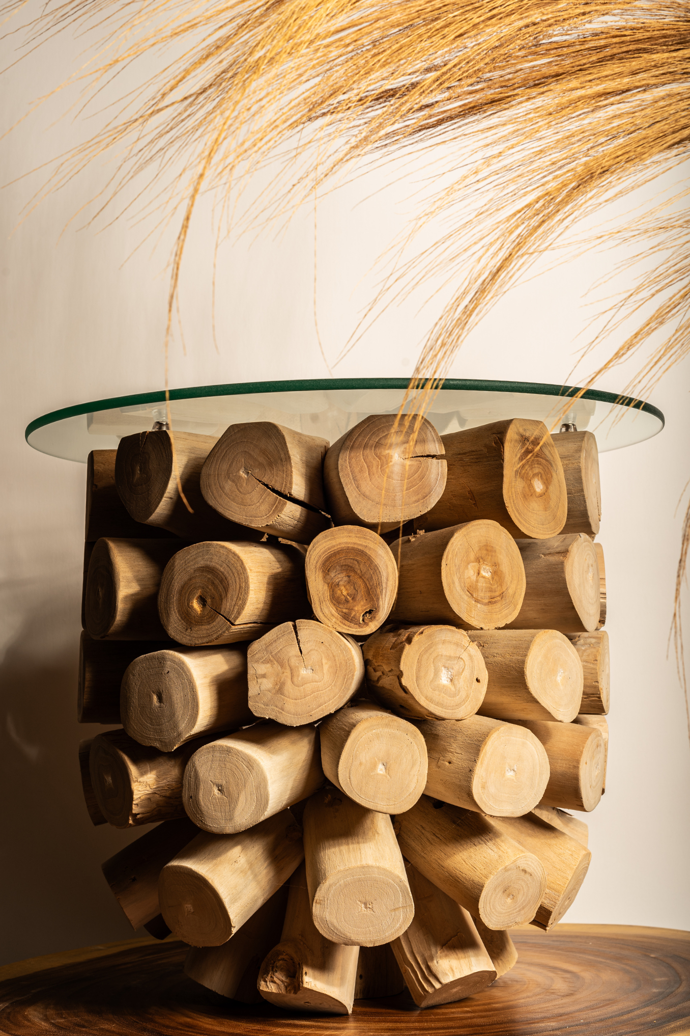 Low table in teak wood